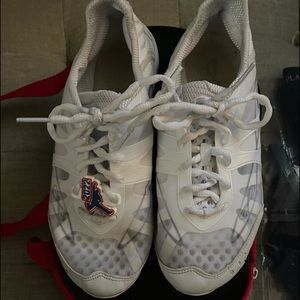 Nfinity Vengeance size 7